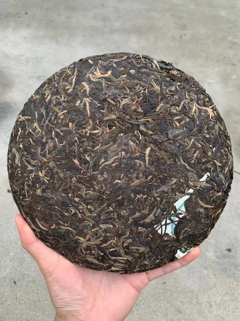 2015年勐海天茗茶厂老班章，味正，质厚，醇滑