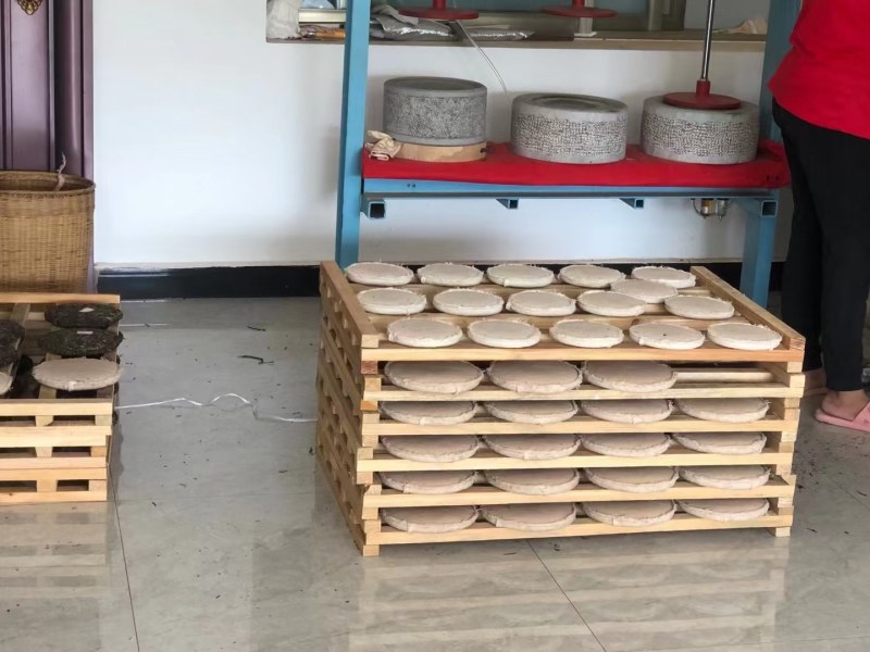 云南六大茶山易武茶（生态精品散茶、饼茶、晒青、烘青）