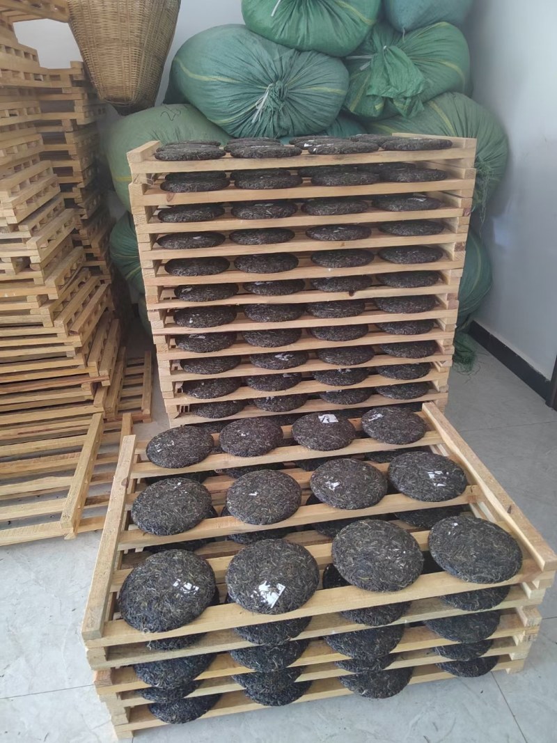 云南六大茶山易武茶（生态精品散茶、饼茶、晒青、烘青）