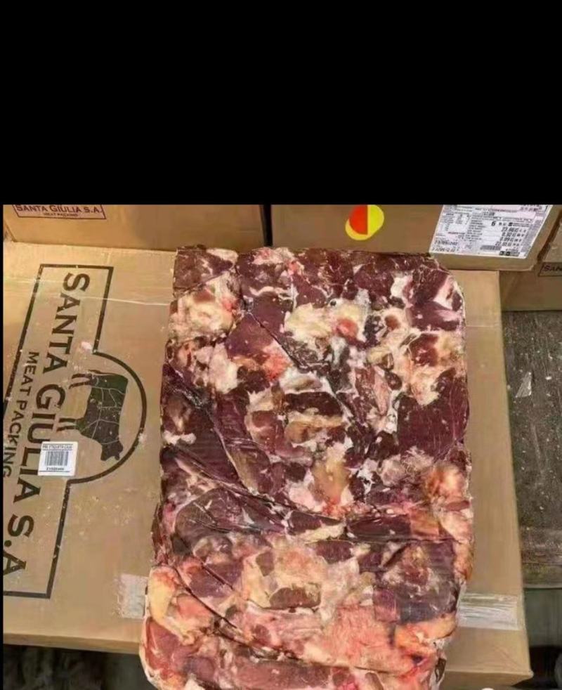 牛碎肉大块碎牛肉，适合做肉酱，打肉馅，做红烧，烧烤！！