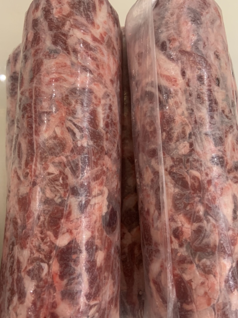 国产牛碎肉，适用于包子饺子丸子对接加工厂厂家直供