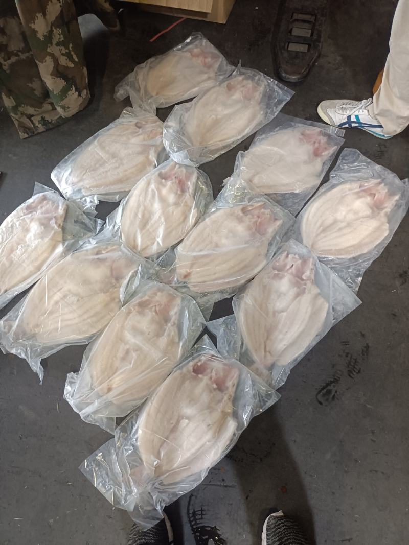 腌制开背巴沙鱼