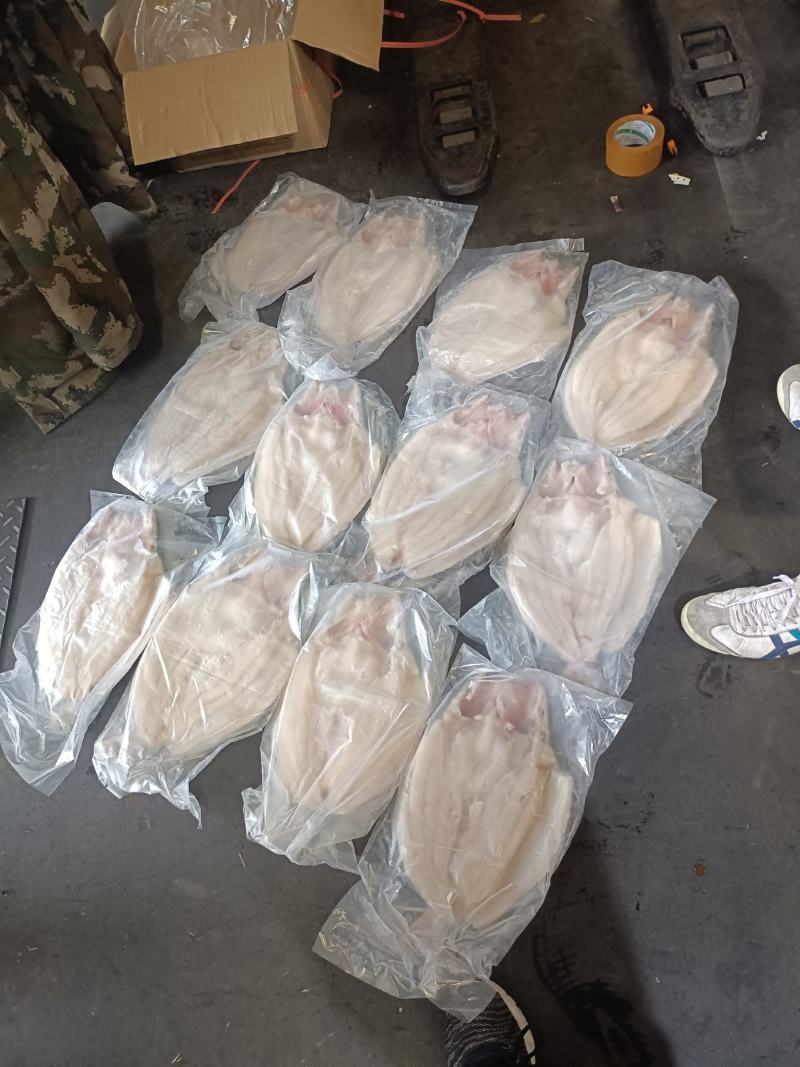 腌制开背巴沙鱼