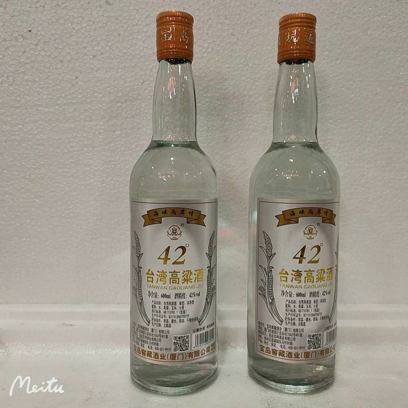 台湾高粱酒600毫升*12瓶52度，42度白酒浓香型白酒