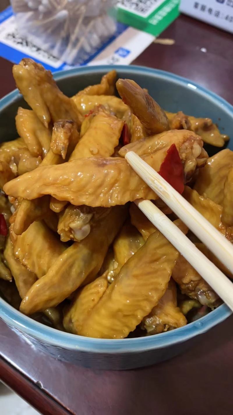 自贡特色小吃冷吃鸡尖，麻辣五香都有一件30斤装批发