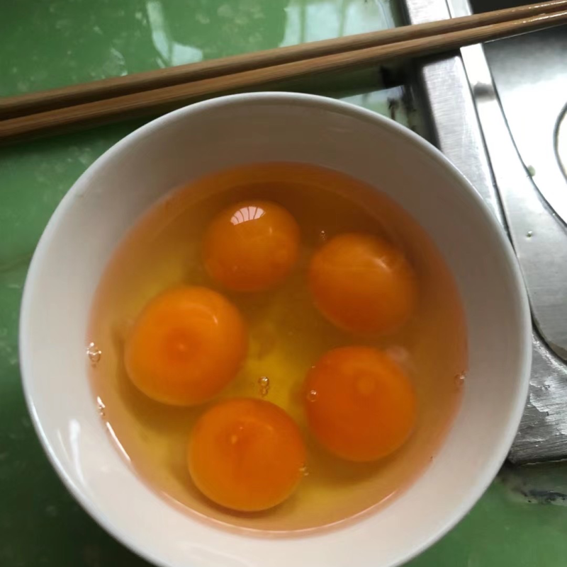 正宗散养土鸡蛋，货源稳定，全国发货，本地送货上门