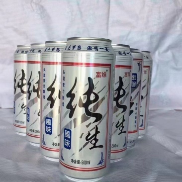 夏季热销产品啤酒纯生和小麦王都有500ml一瓶江湖地摊批