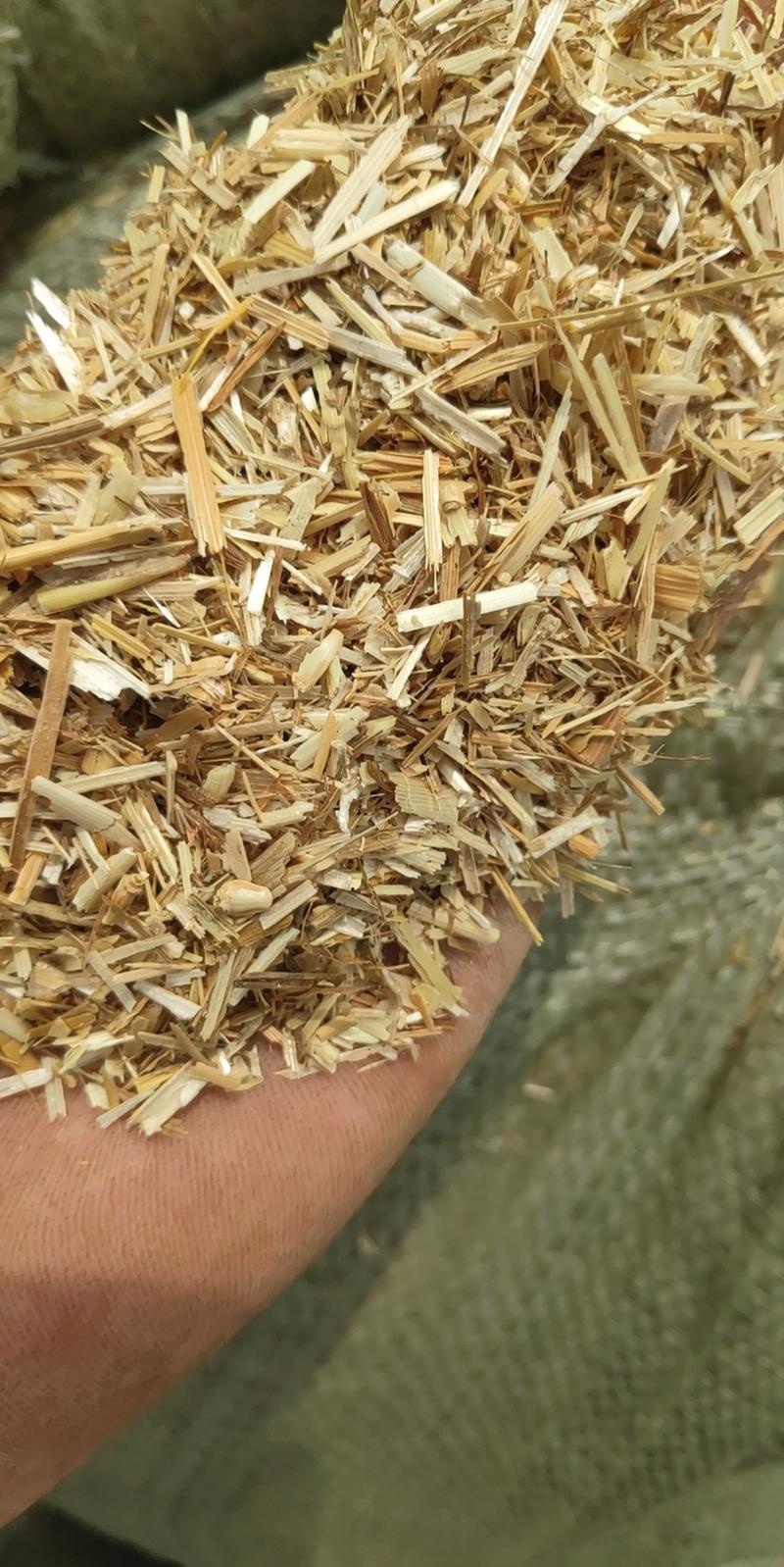 麦草草粉麦糠二次除尘风选长度可以根据客户进行加工