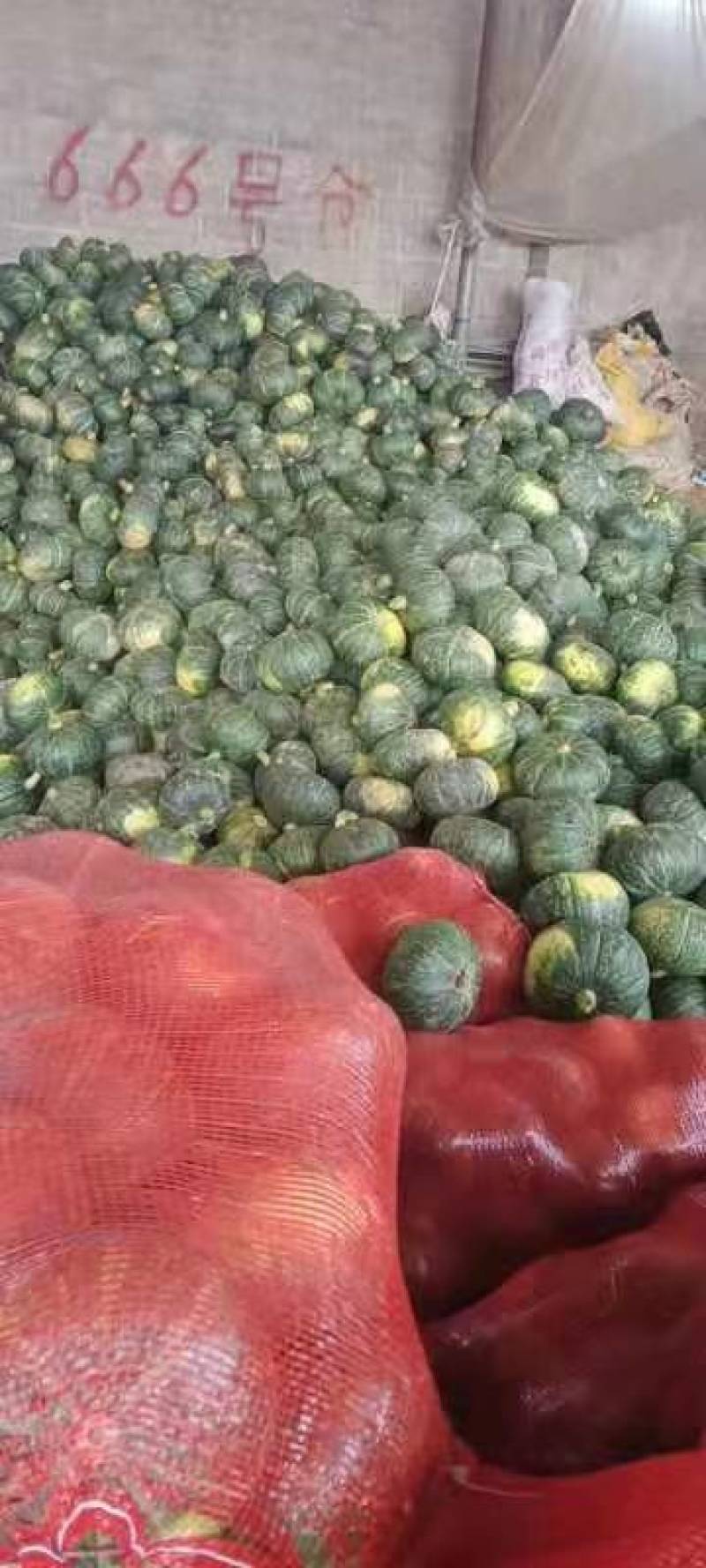 贝贝南瓜板栗南瓜大量有货电商超市质量好甜度高