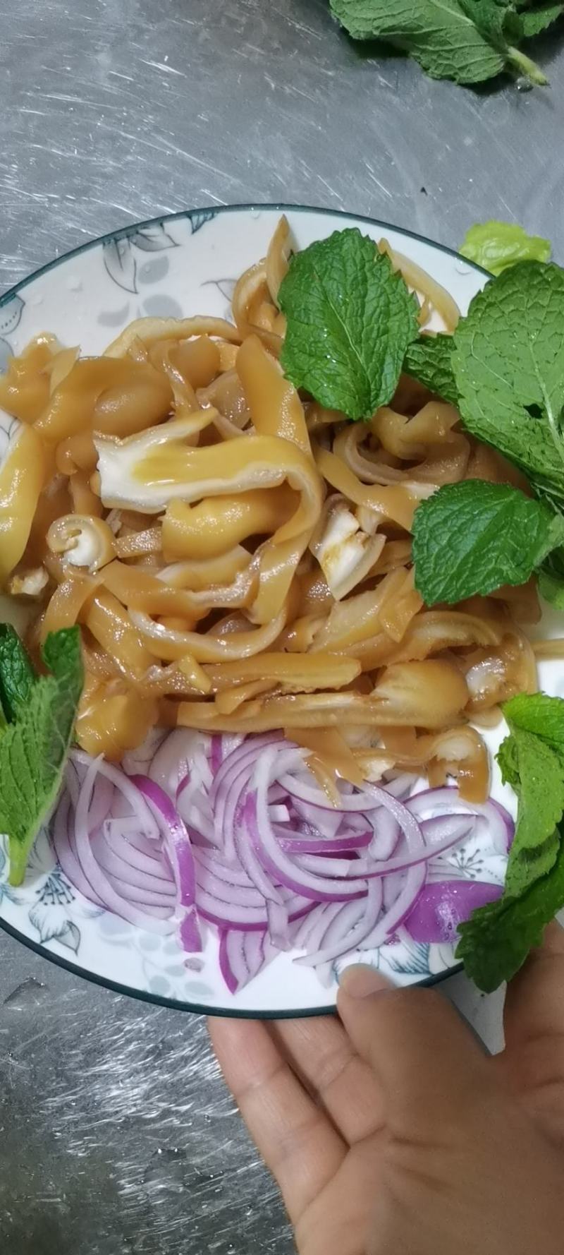 全熟羊脸皮，常年大量加工，价格合适，凉拌菜