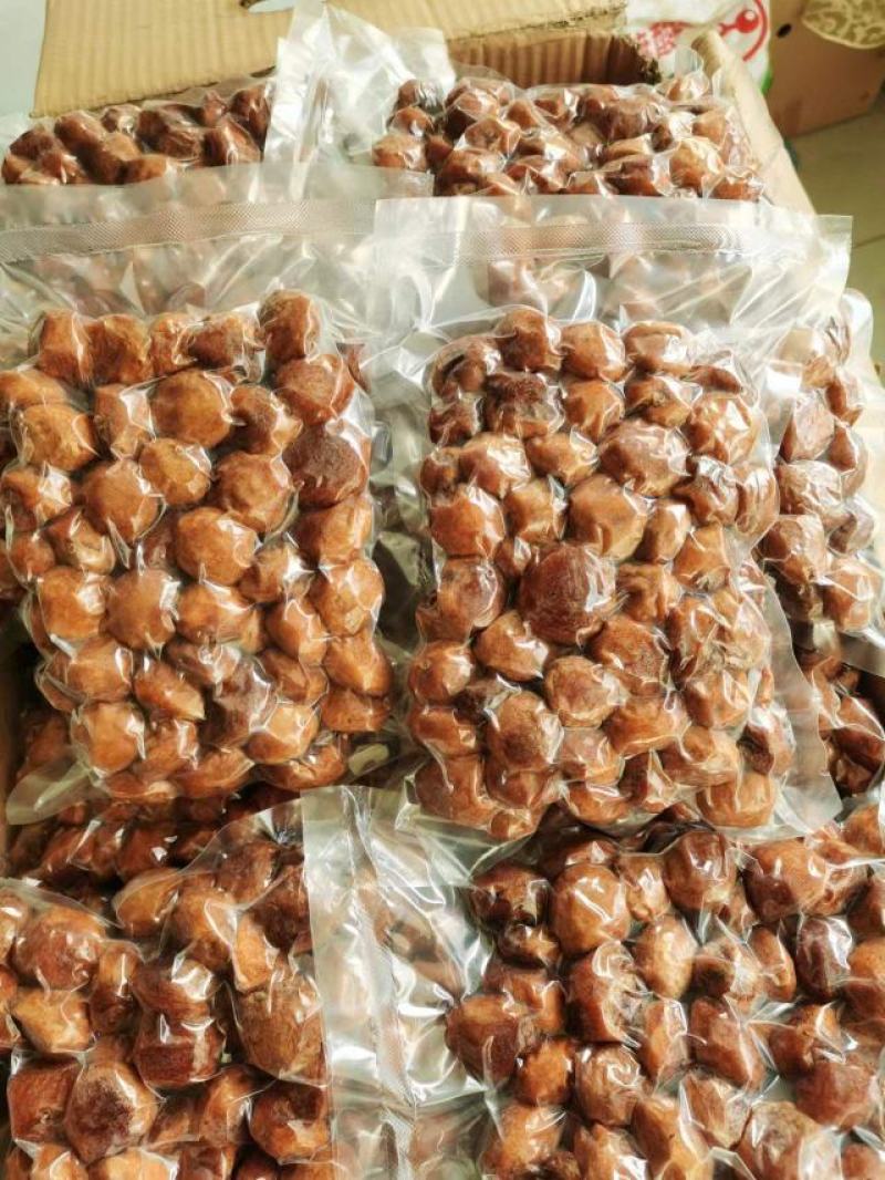 伊犁特产，树上干杏，产地直发，用品质说话！欢迎选购