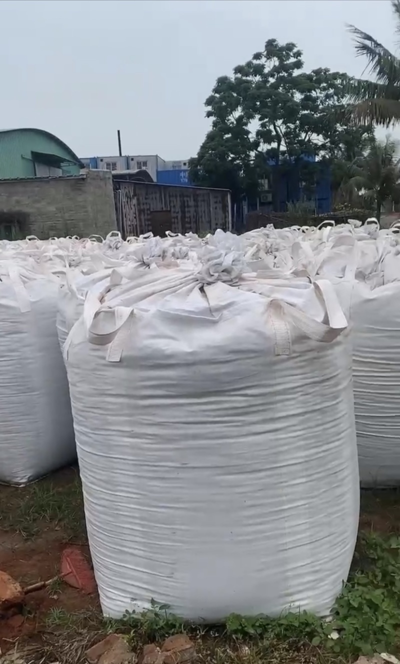 广东湛江新鲜的果皮压榨出来发酵好的菠萝渣量大从优