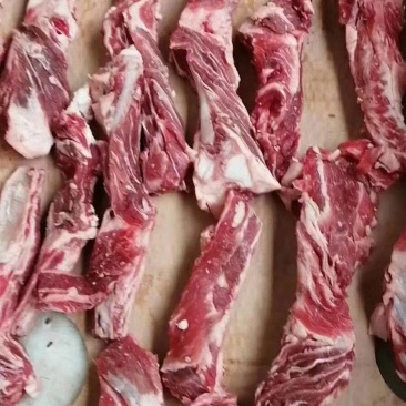 纯牛腹肉条夏季烧烤，炖煮都可以价格实惠质量保证