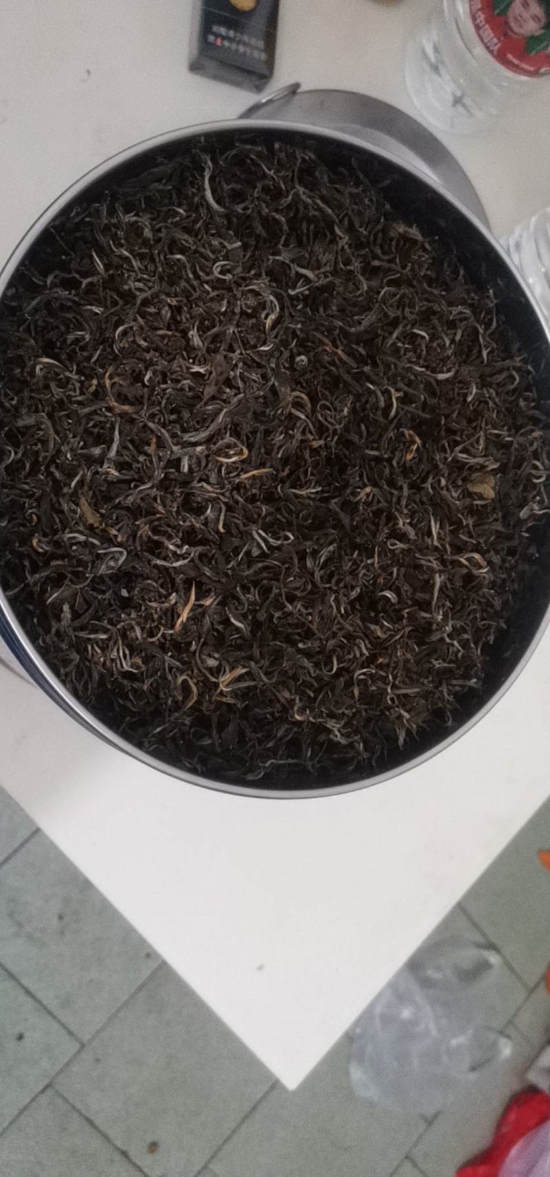 夫母自己在家中茶自己炒的手工炒质量很好的哦
