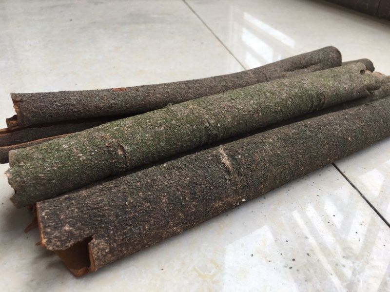 广东农副产品统筒干桂皮老树桶桂皮卤水调味香料德庆产地