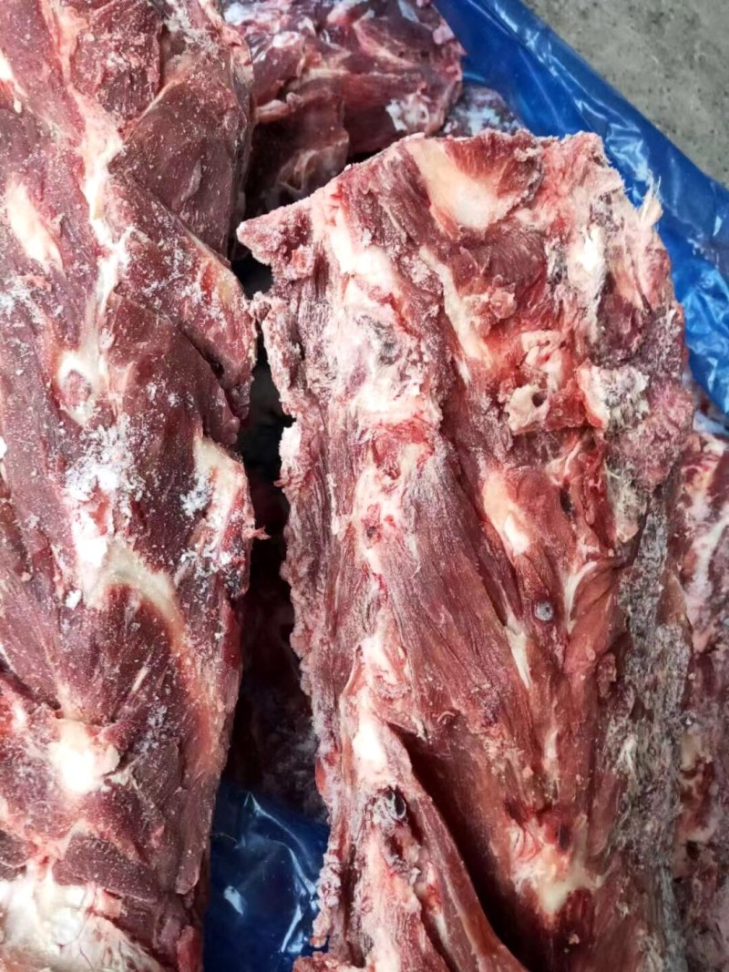 满肉牛脖骨