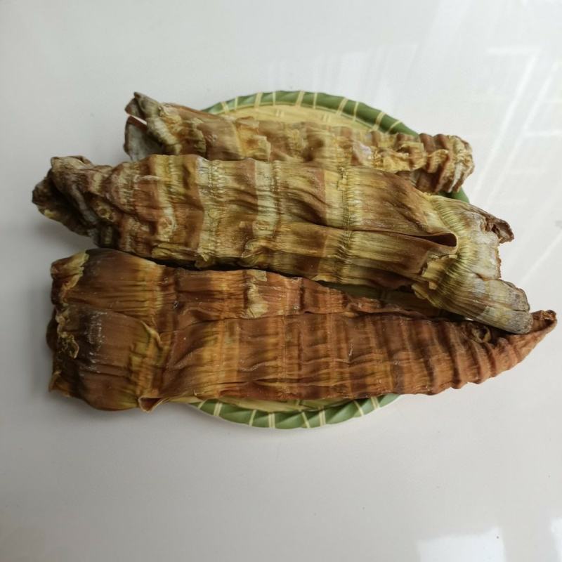 黄筒笋干.本色无硫，放心购买，大量有货。干度好，泡发率高