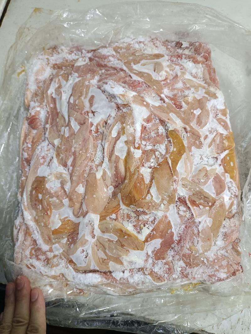 国产肥猪小肠，2至2.5斤左右，15米左右，保证价格优惠