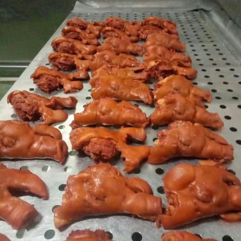 正宗的博山酱猪头肉瘦肉多，有嚼劲，味道独特，