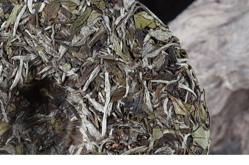 2019年花香牡丹福鼎干仓白牡丹300克一级牡丹饼
