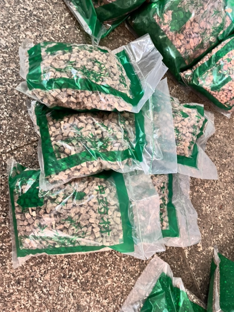 赤石脂中药材矿石批发赤石脂质量好价格低