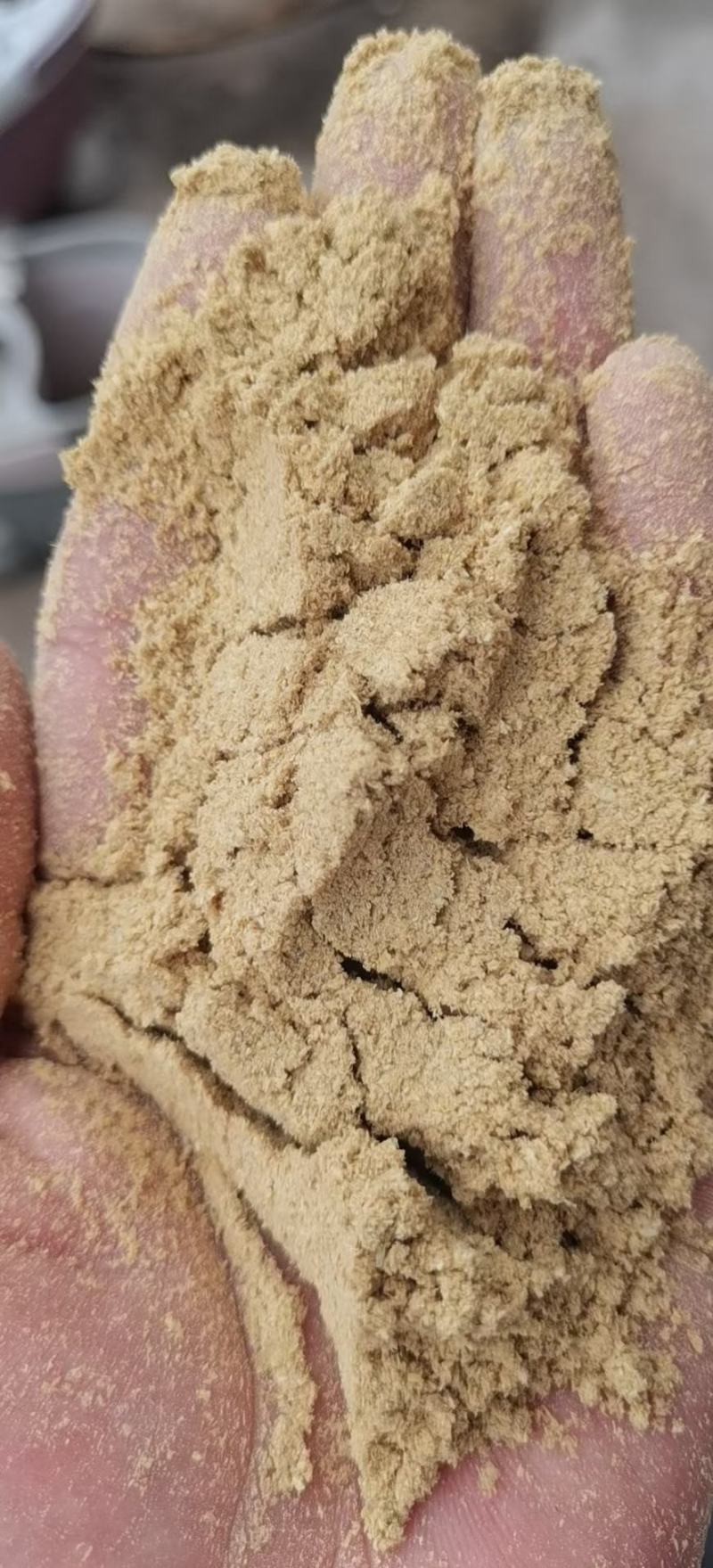 小米油糠蛋白14脂肪14灰分6替代玉米使用降低饲料成本