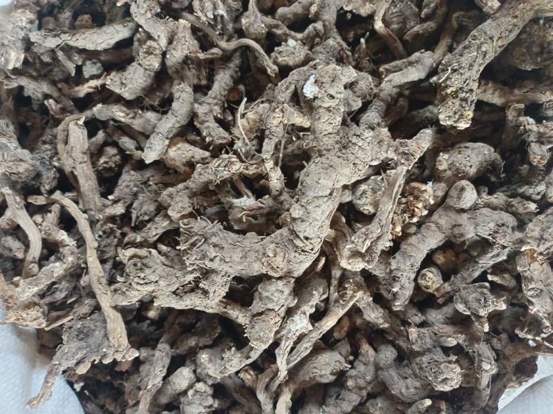 内蒙古朱砂点苍术产地直发量大优惠足斤足量欢迎下单！