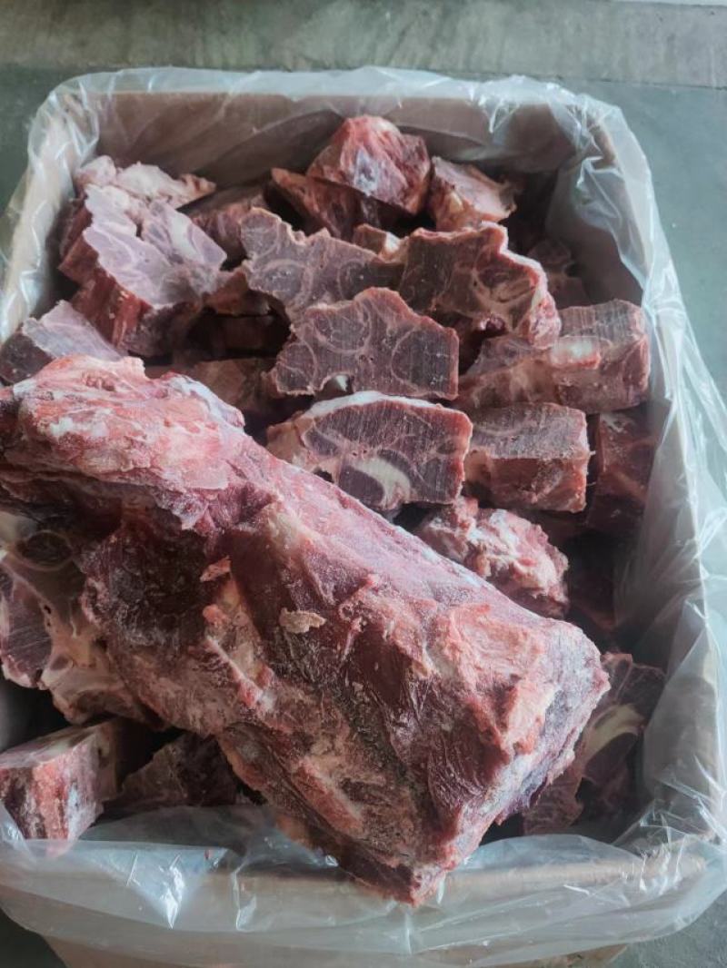 满肉牛脖骨
