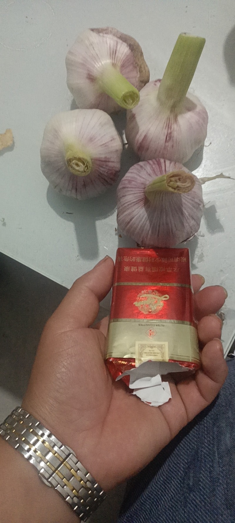 河南大蒜，今年的鲜蒜特大老大老大了很饱满