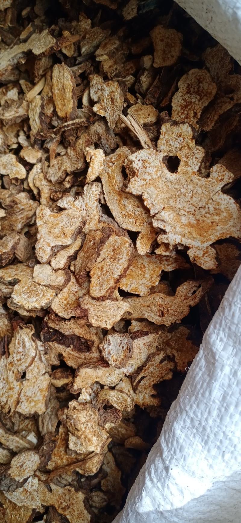 苍术片子苍术个子家种苍术大货批发供应量大从优欢迎选购