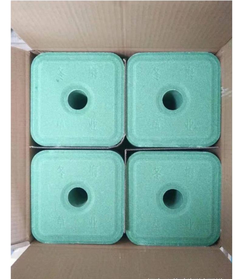 超低价出售，牛羊舔砖，舔块，盐砖（舔砖）是以盐为载体，