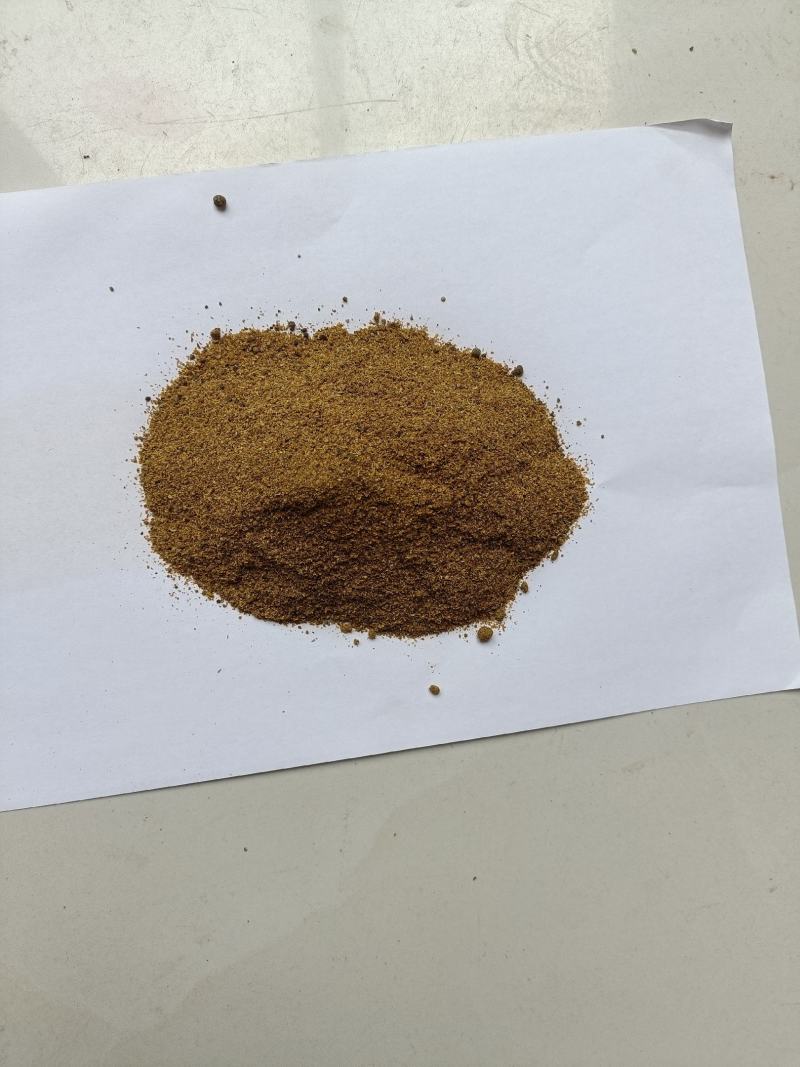 厂家直供高档牛羊蛋鸡猪发酵饲料！益生菌发酵！