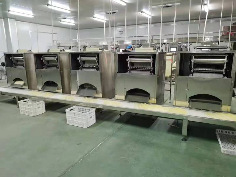 荞麦面皮低脂产品红油面皮支持一件代发，欢迎老板咨询