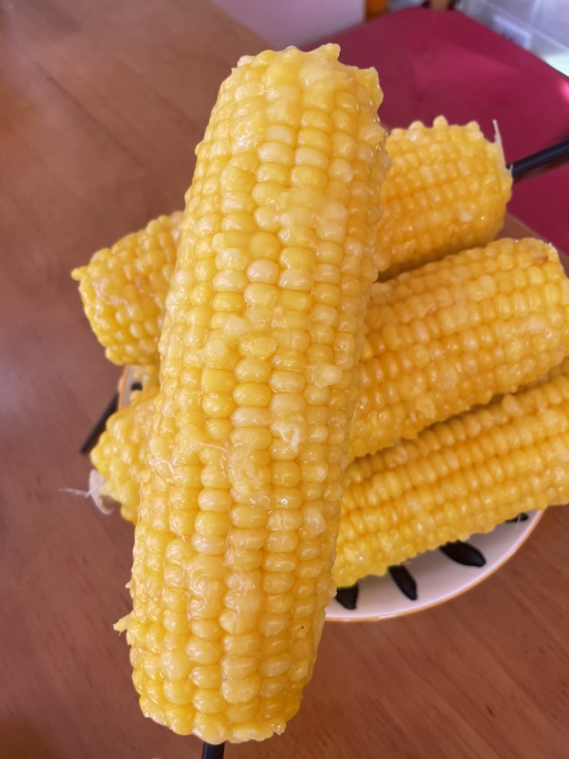 速冻糯玉米，东北糯玉米，黄糯玉米