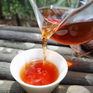 六堡茶
