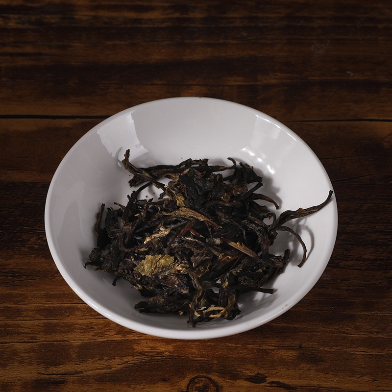 生普洱茶云南大叶种批发普洱茶茶饼古树老料越陈越香375g