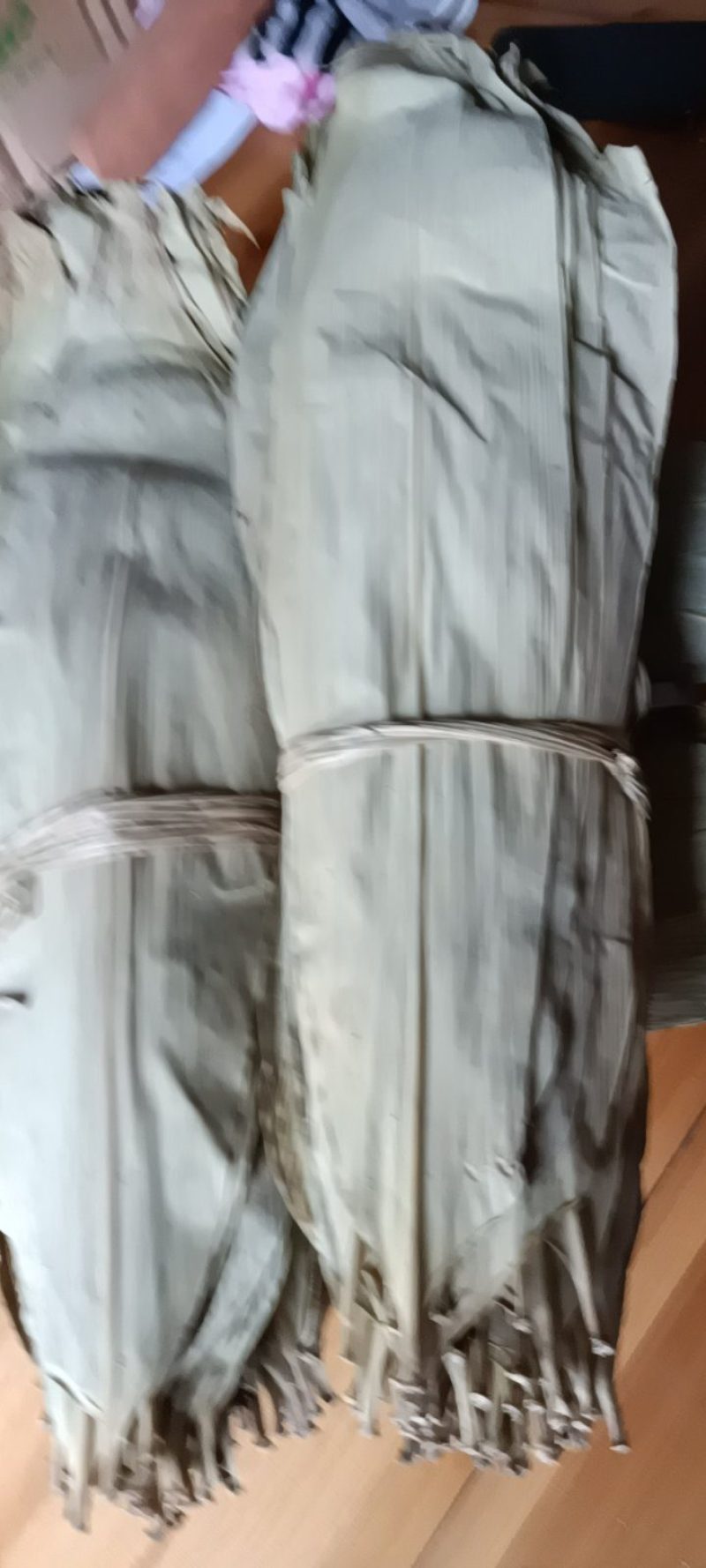 大片棕叶新鲜干货来自农家自种的，100片为—件包邮。