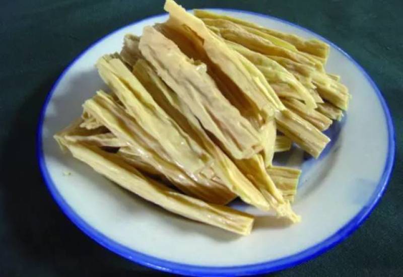 豆筋桐柏豆筋是河南省南阳市桐柏县的特产。桐柏豆筋“色如金
