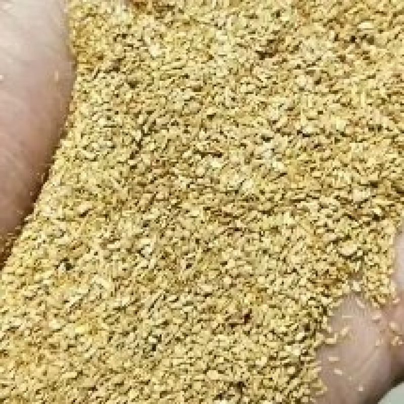 生产中，有需要豆粕小料，糖蜜豆皮糖蜜麸皮的老板及时联系我