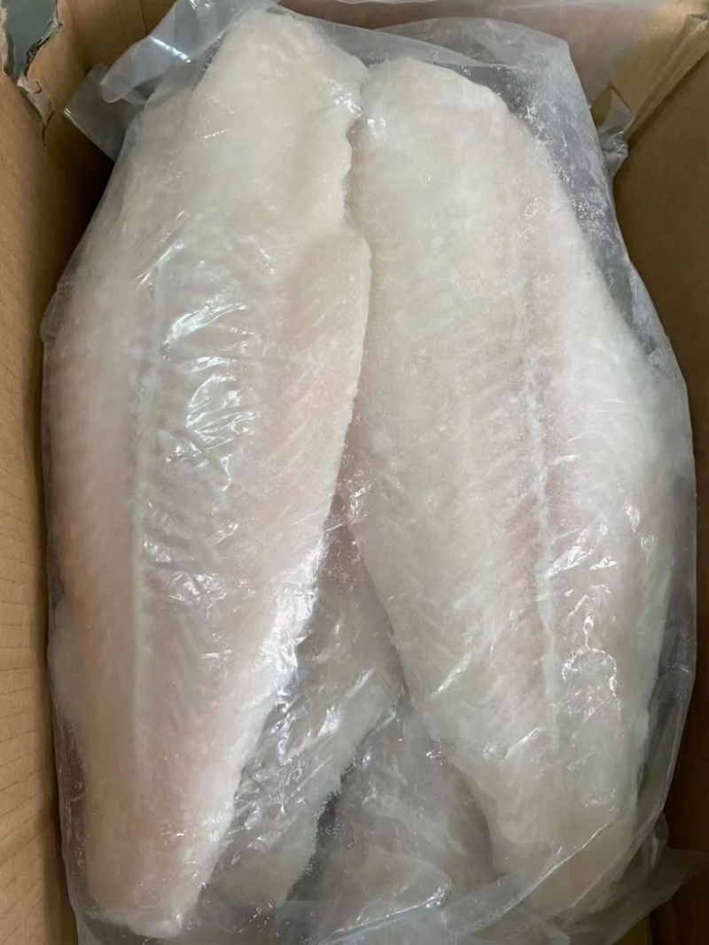 越南巴沙鱼，去皮鱼柳九成，一手货源，品质保证，价格优惠。