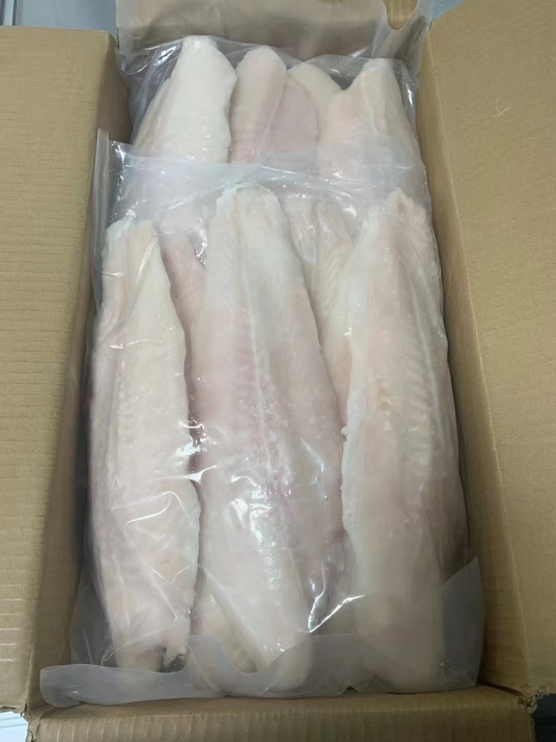 越南巴沙鱼，去皮鱼柳九成，一手货源，品质保证，价格优惠。