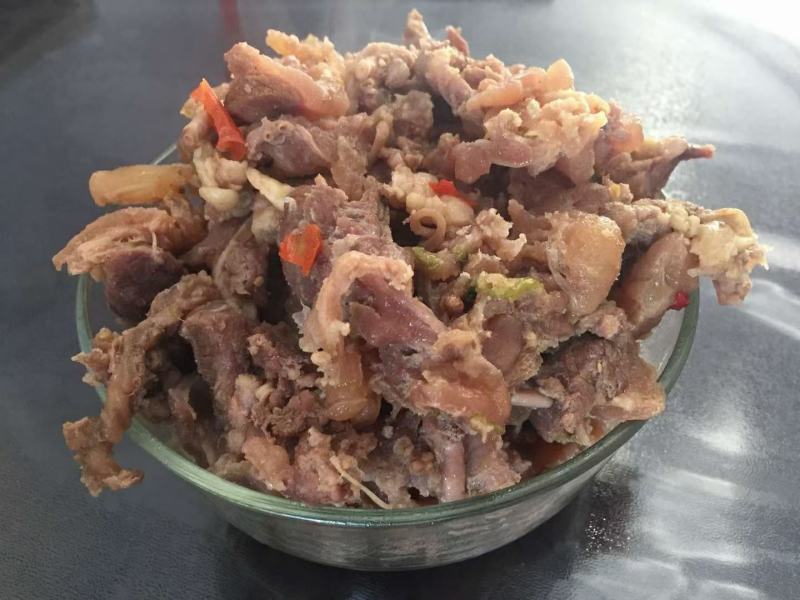 牛筋，筋头巴脑，纯干货去油块大，价格合适有需要的老板联系