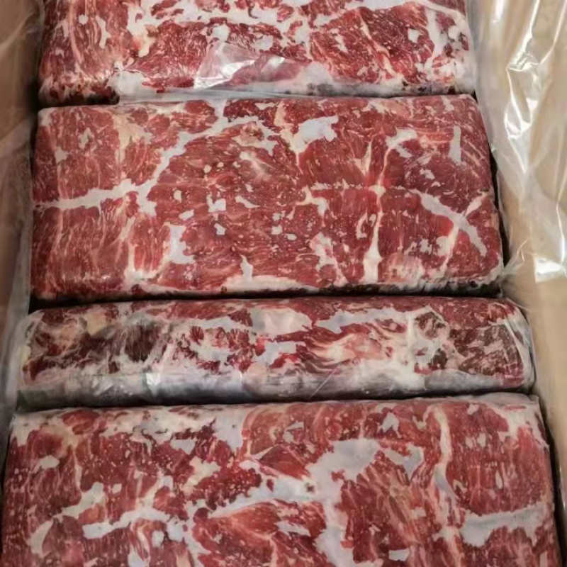 纯干牛碎肉，厂家直销，大量现货需要的可以联系我