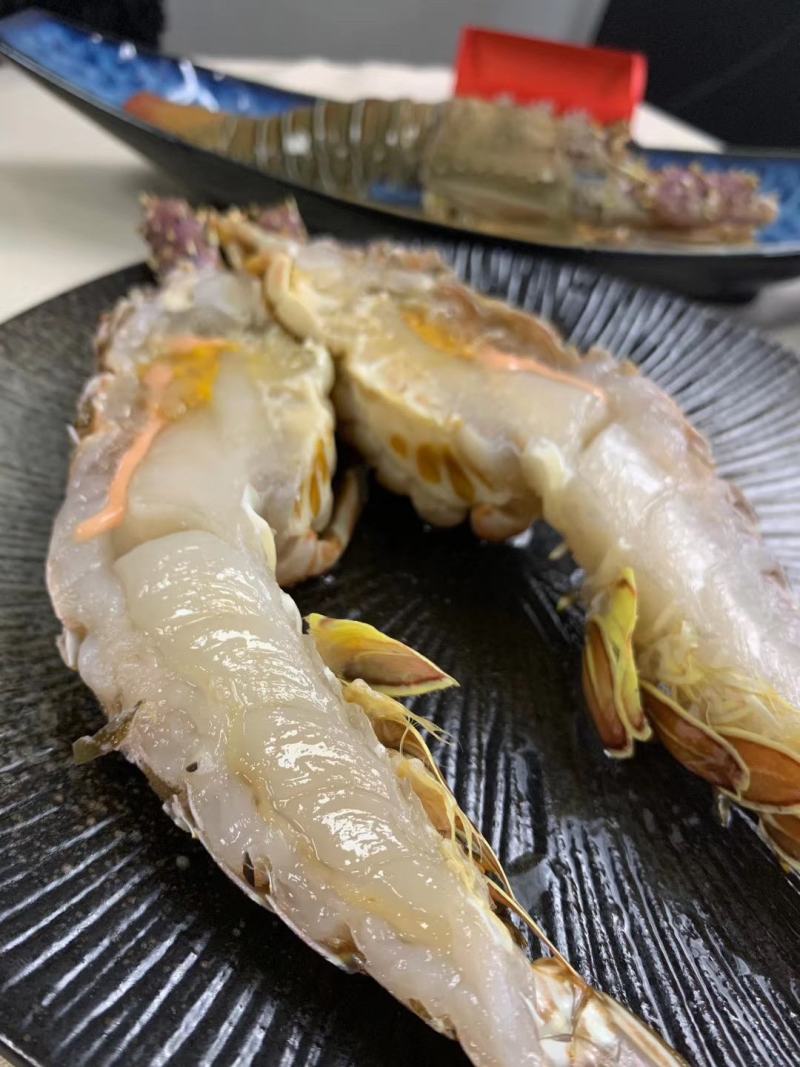 活冻小青龙刺身级