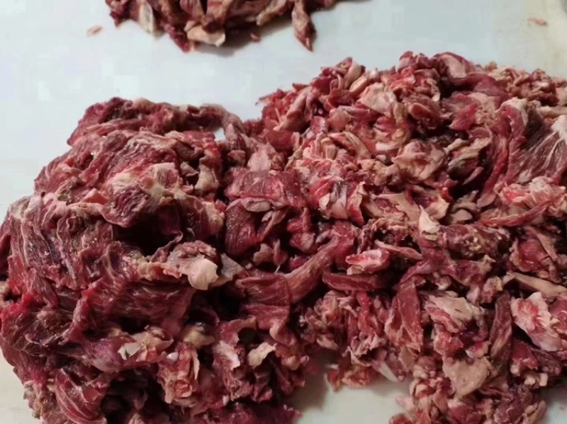 纯干牛碎肉，去油精品，适用烧烤，火锅，肉馅，炒菜等……