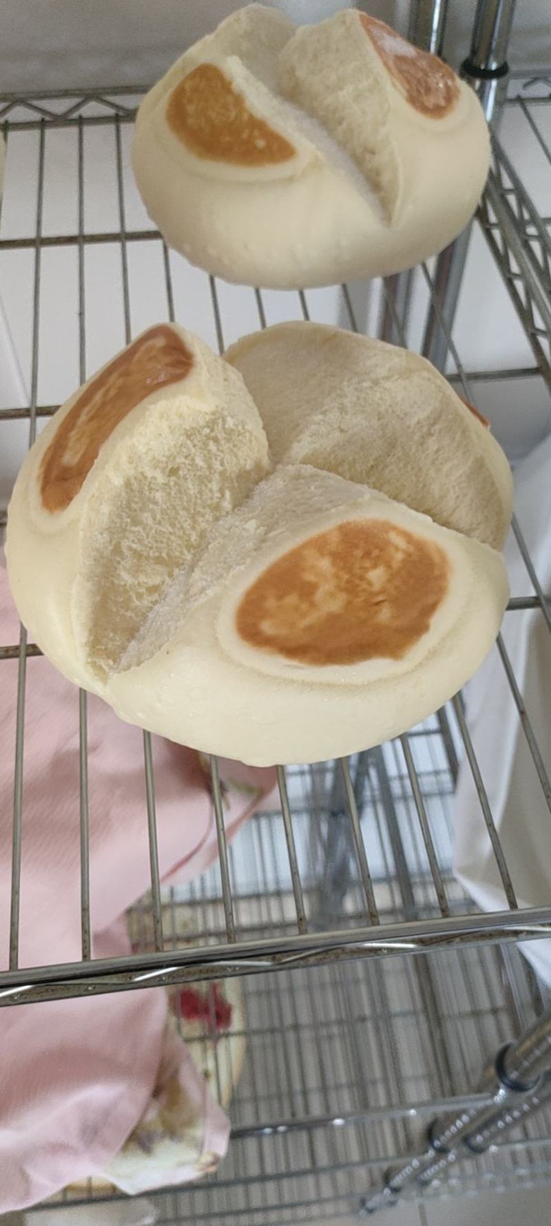 胶东大饽饽，花饽饽，枣饽饽，馒头。可定做。5.5元/斤。