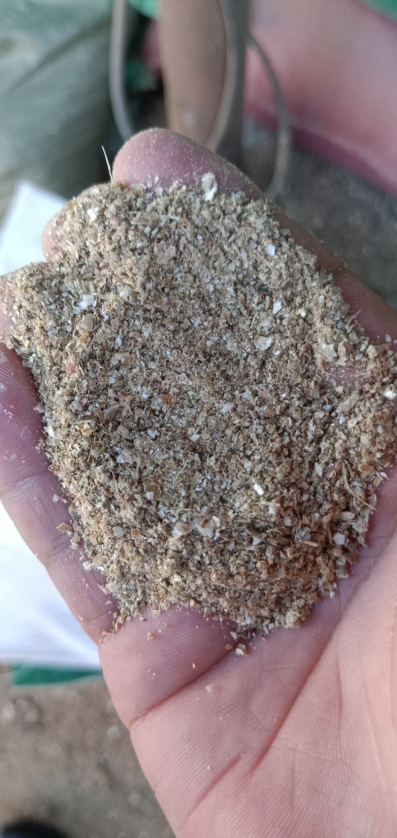 花生壳粉3.5个筛网定制加工，饲料添加剂养殖场垫料