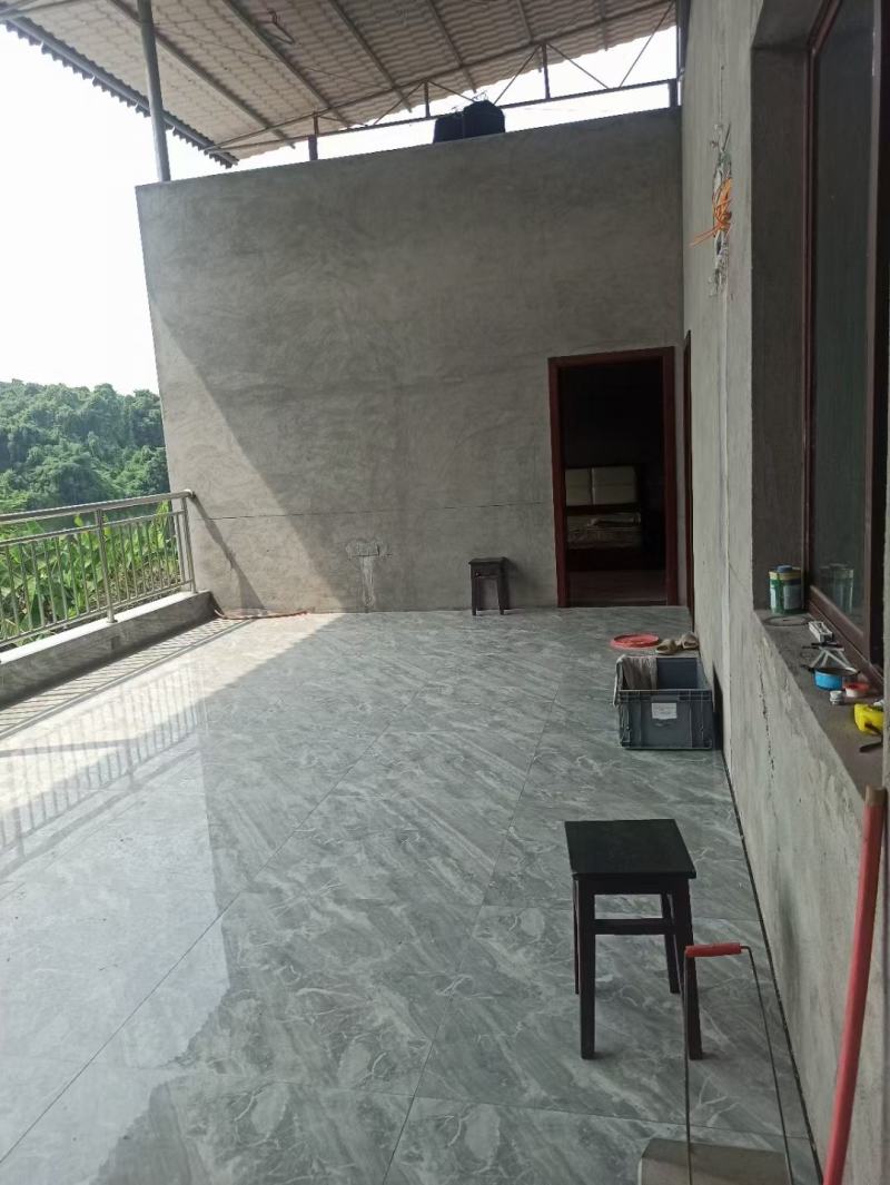 长寿湖边上民房出租，10个房间，带停车位，临近长寿湖，