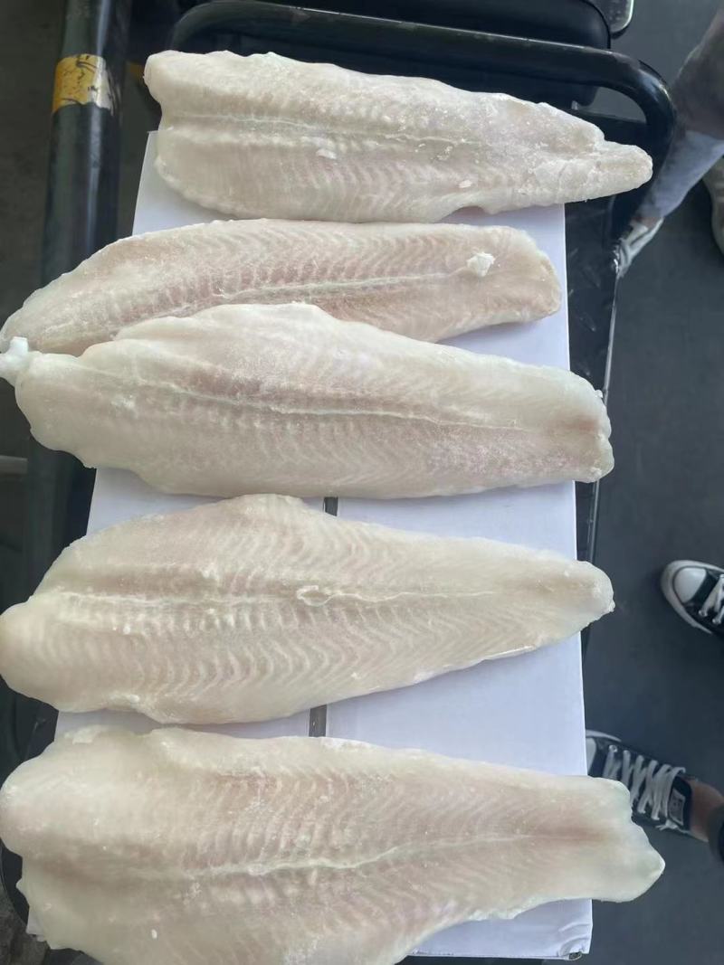 新鲜巴沙鱼冷冻巴沙鱼片商用20斤箱无骨无刺带皮和去皮