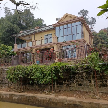 大学城虎峰山上300平独栋别墅加3亩土地出售，售价2